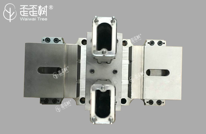 High Voltage Fuse Mold